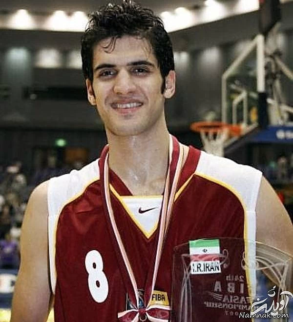 آیدین نیکخواه بهرامی